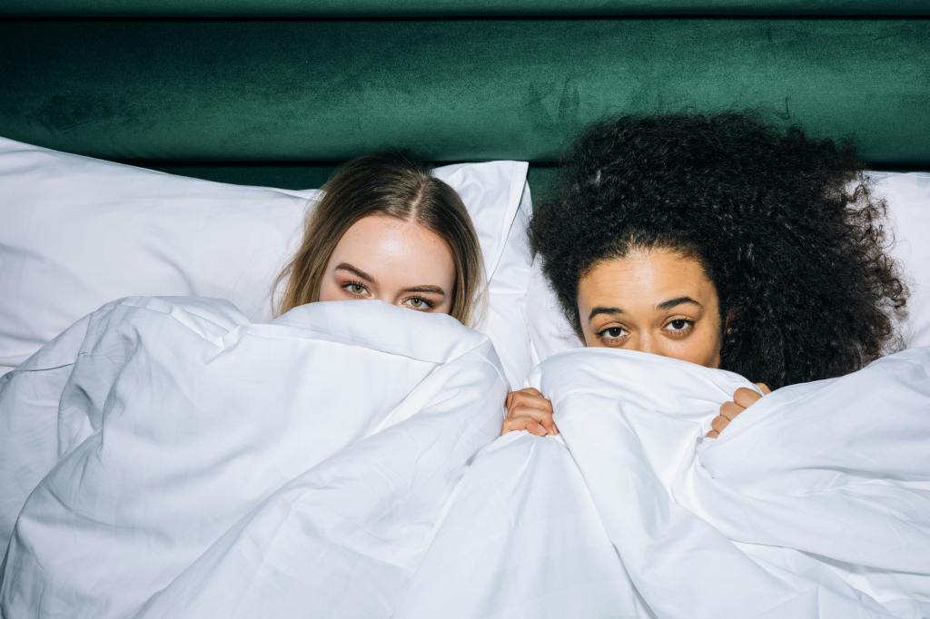 Duvet vs Comforter: What Is the Difference and Which One Is for You?